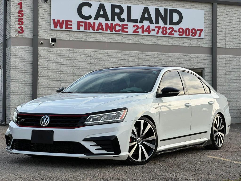 2018 VOLKSWAGEN Passat