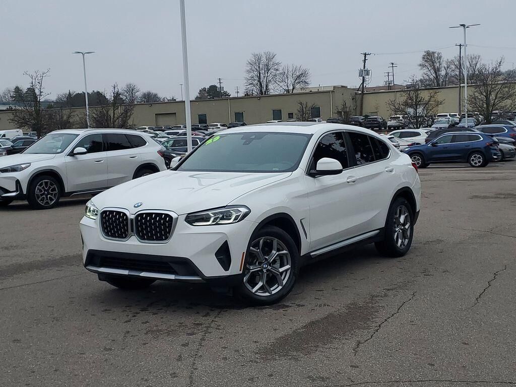 2023 BMW X4