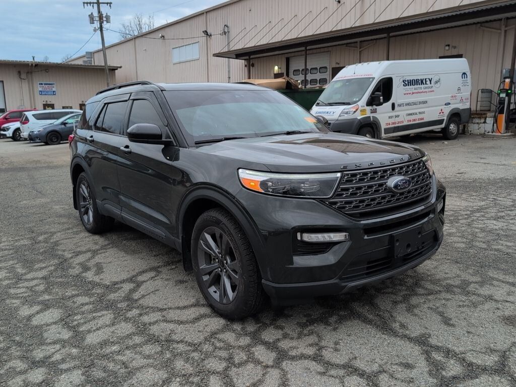 2022 FORD Explorer