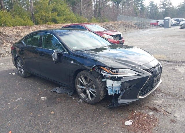 2019 LEXUS ES