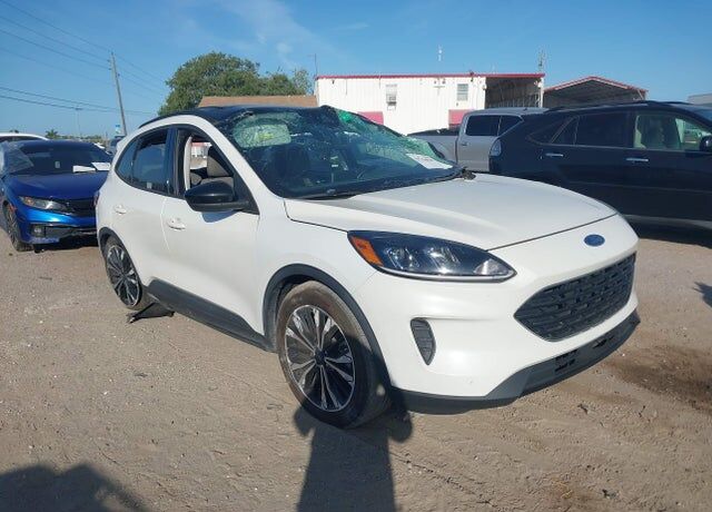 2021 FORD Escape