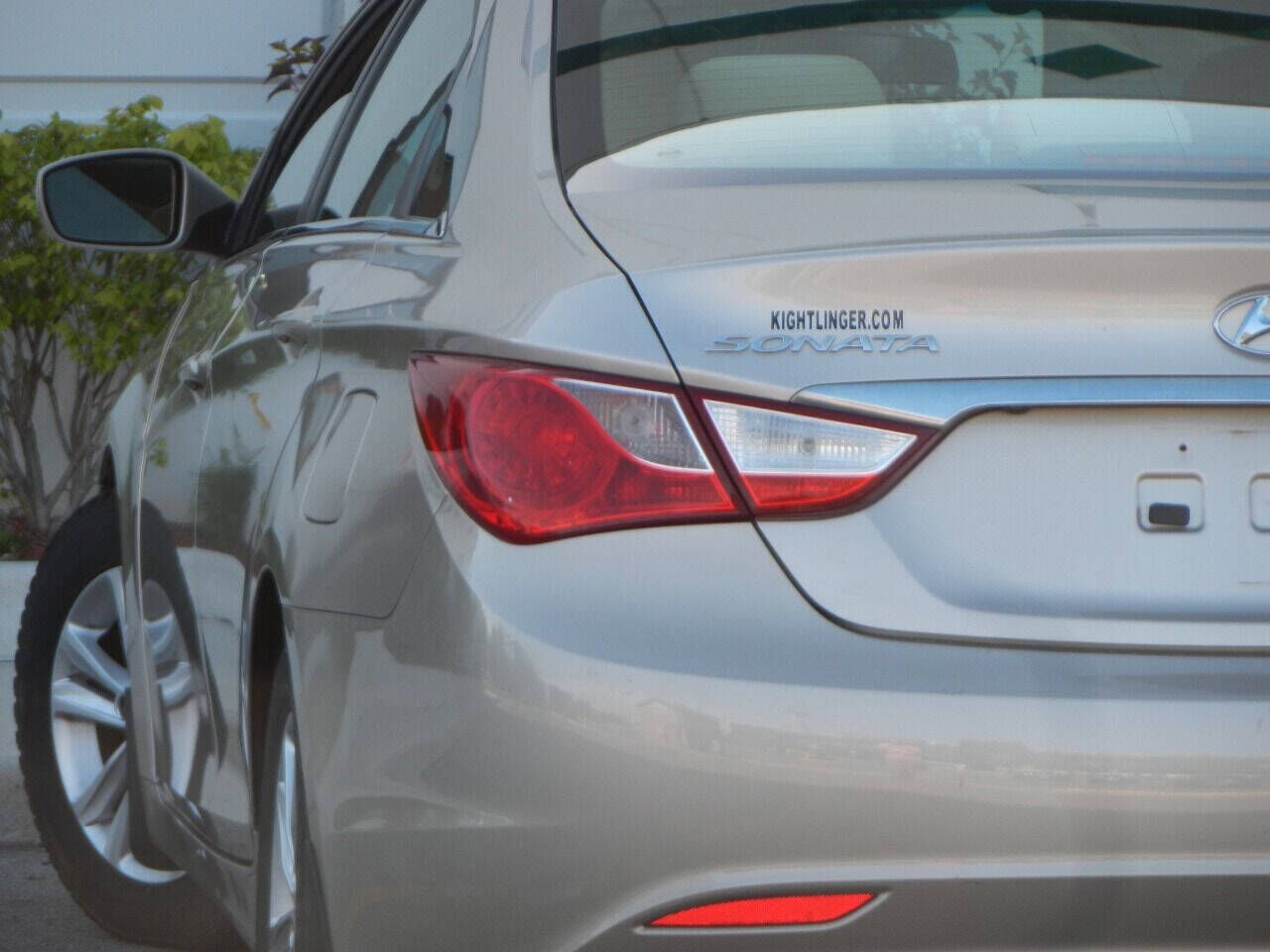 2011 HYUNDAI Sonata