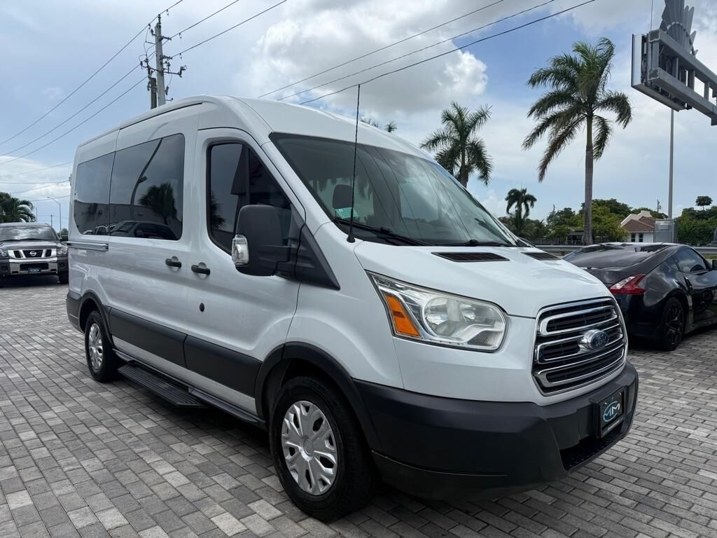 2015 FORD Transit