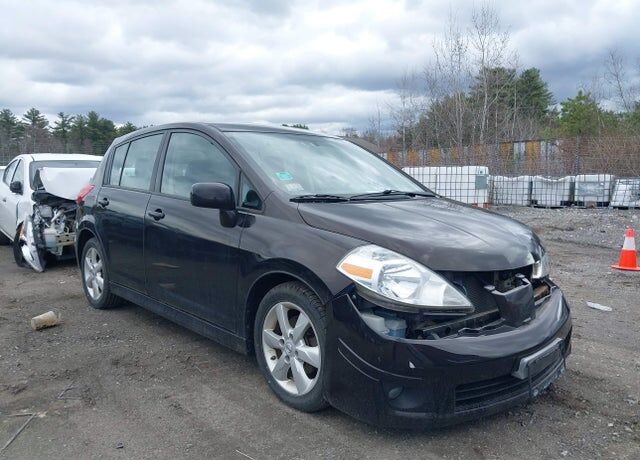 2011 NISSAN Versa