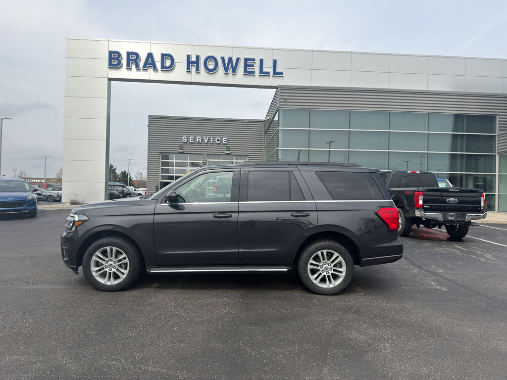 2022 FORD Expedition