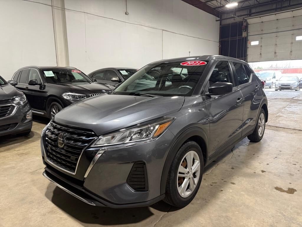 2021 NISSAN Kicks