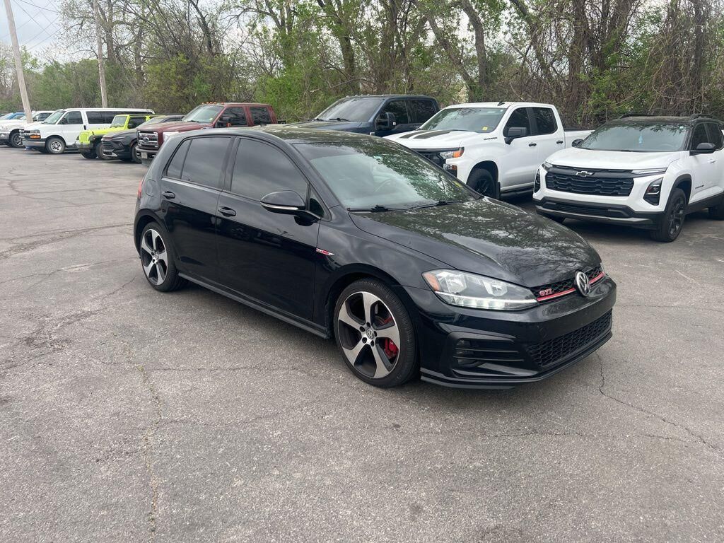 2019 VOLKSWAGEN Golf GTI