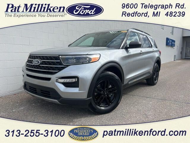 2023 FORD Explorer