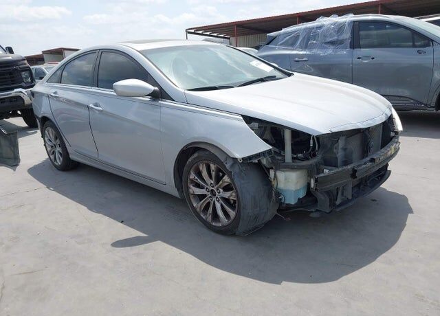 2011 HYUNDAI Sonata