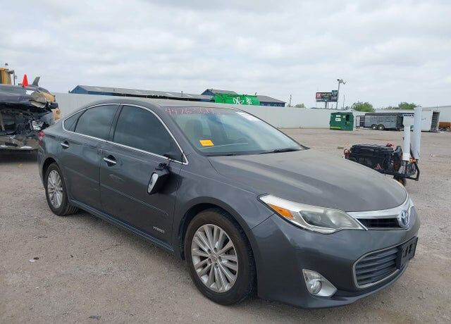 2014 TOYOTA Avalon