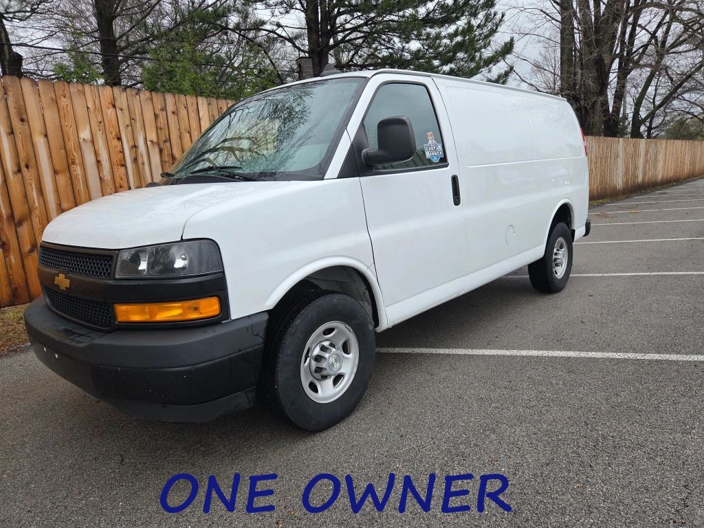 2021 CHEVROLET Express