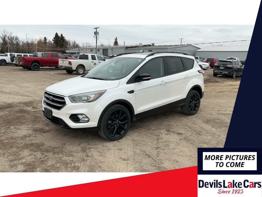 2017 FORD Escape