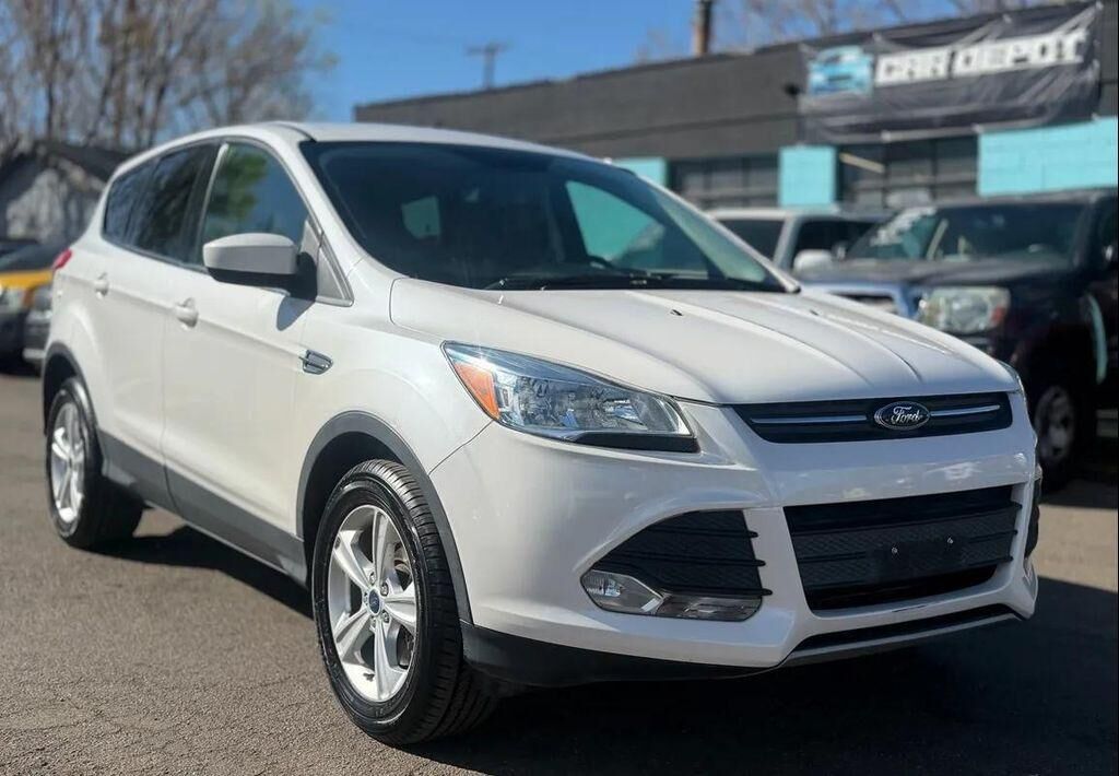 2016 FORD Escape