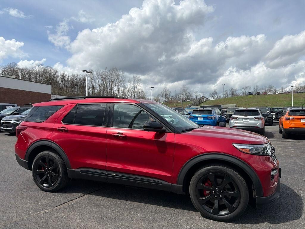 2020 FORD Explorer