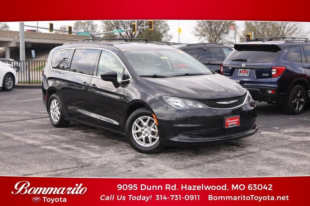 2021 Chrysler Voyager