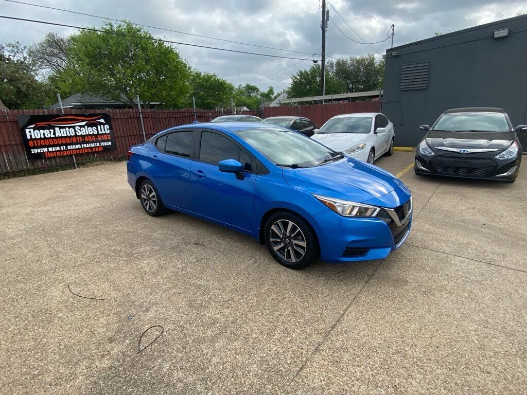 2020 NISSAN Versa