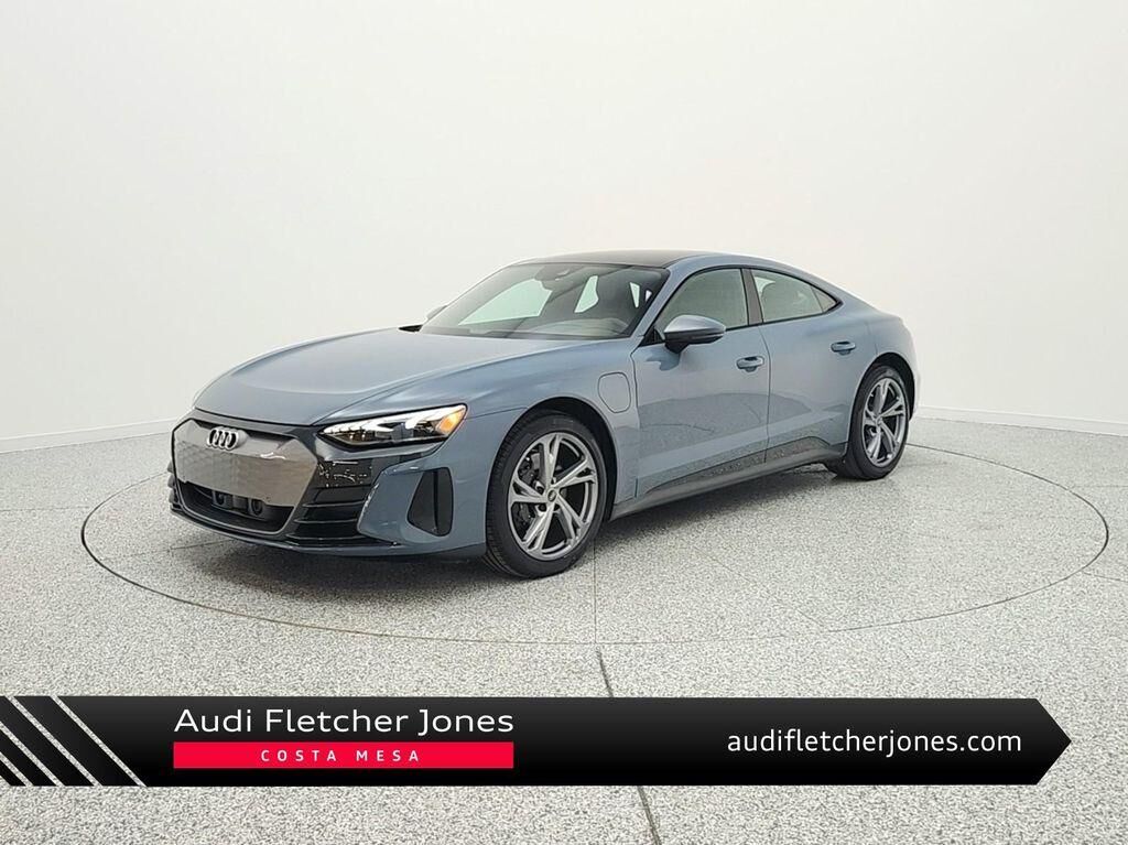 2022 AUDI e-tron