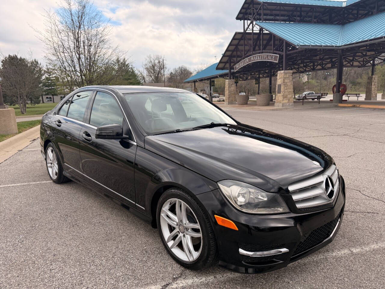2012 MERCEDES-BENZ C-Class