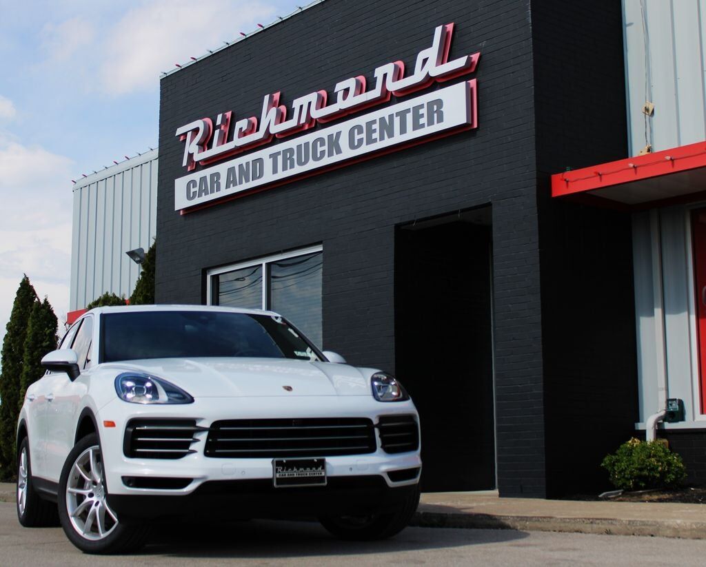 2019 PORSCHE Cayenne