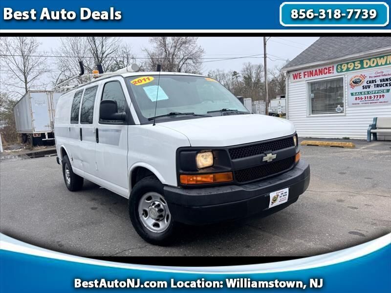 2011 CHEVROLET Express
