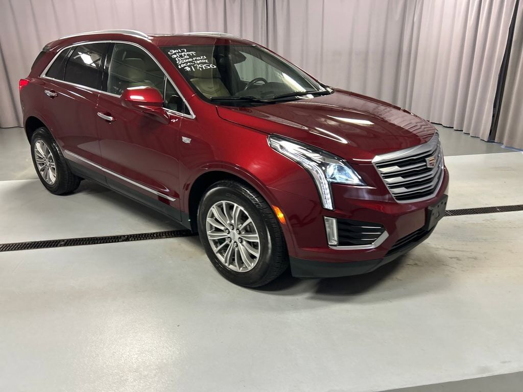 2017 CADILLAC XT5