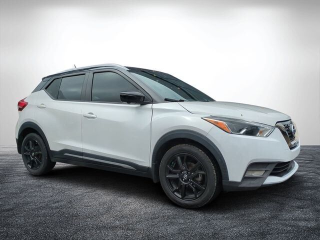 2020 NISSAN Kicks