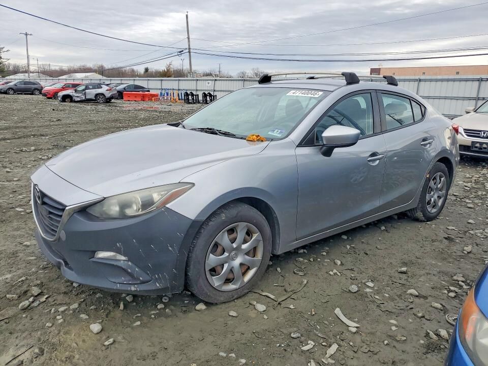 2016 MAZDA Mazda3