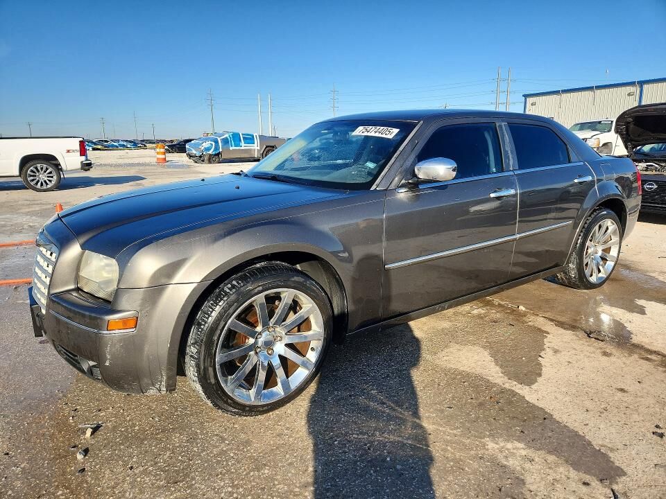2010 CHRYSLER 300