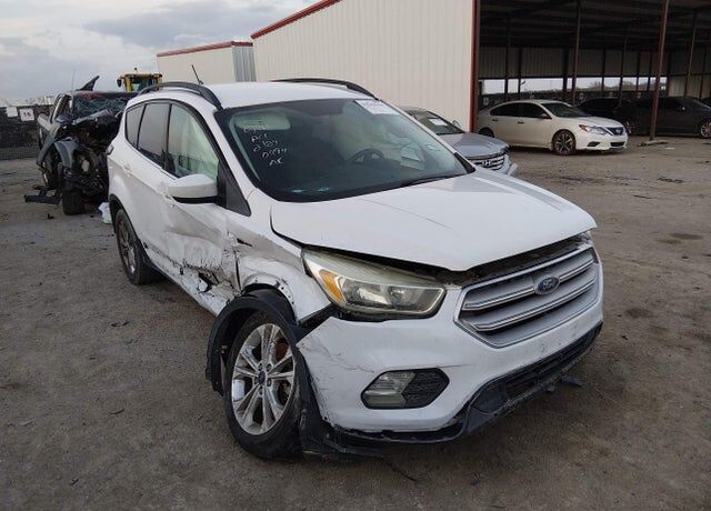 2018 FORD Escape