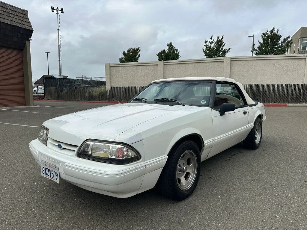 1993 FORD Mustang