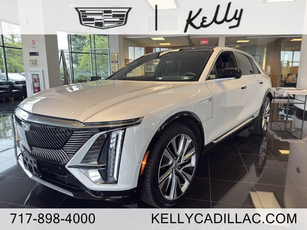 2024 CADILLAC Lyriq
