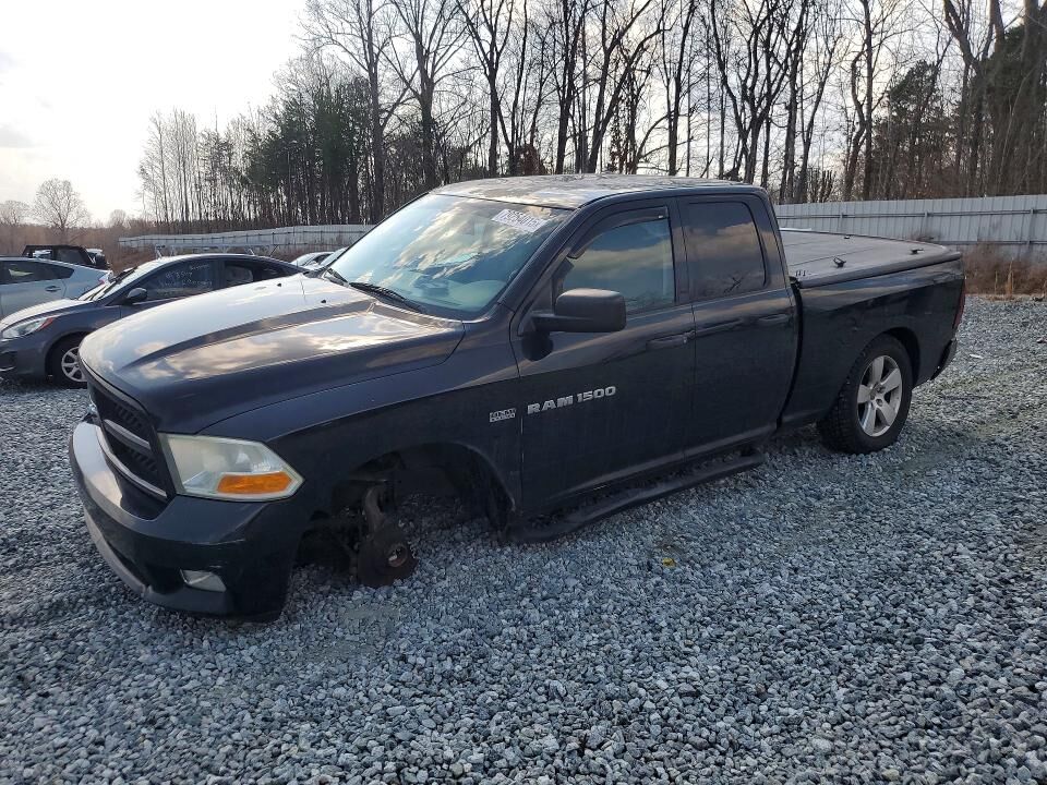 2012 DODGE Ram