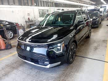 2023 KIA Niro