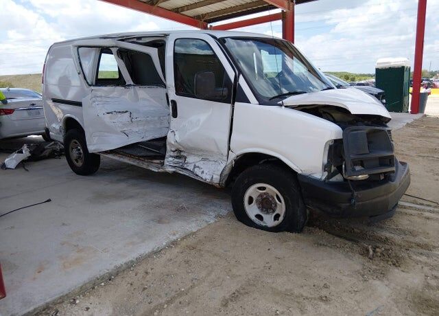 2010 CHEVROLET Express