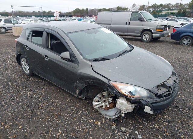 2012 MAZDA Mazda3