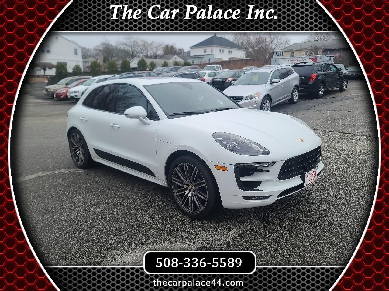 2017 PORSCHE Macan