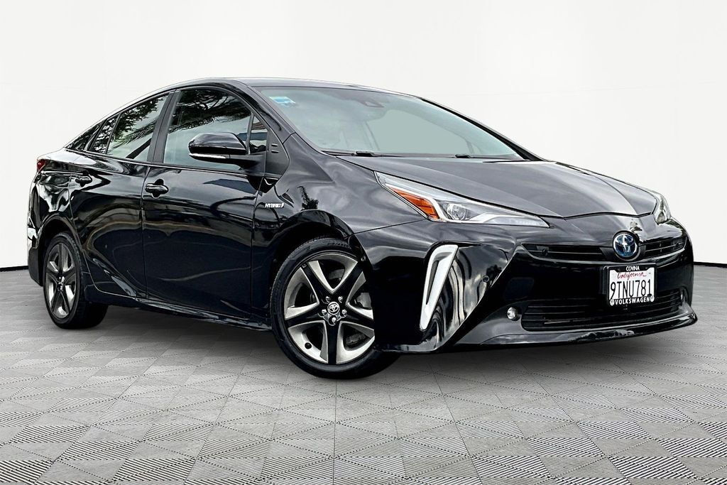 2022 TOYOTA PRIUS