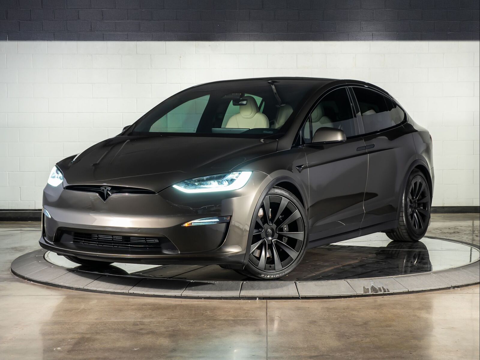 2022 TESLA Model X