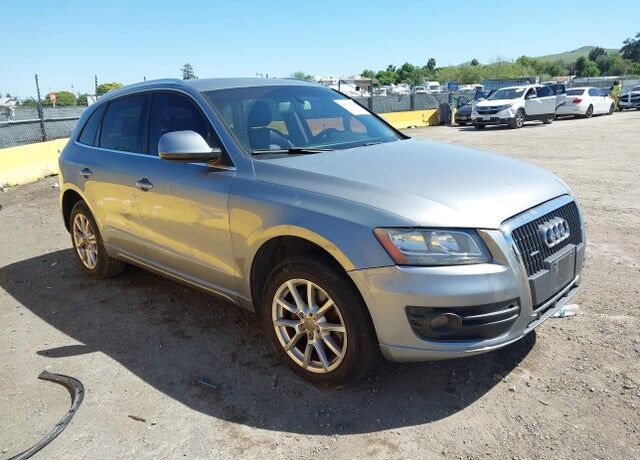 2011 AUDI Q5