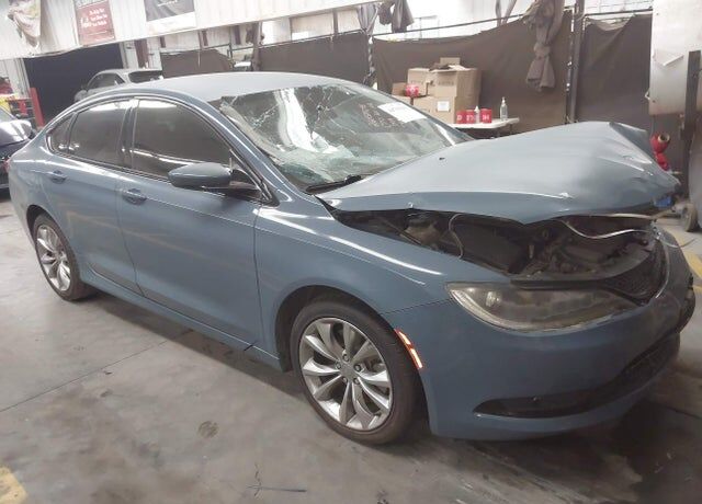 2015 CHRYSLER 200