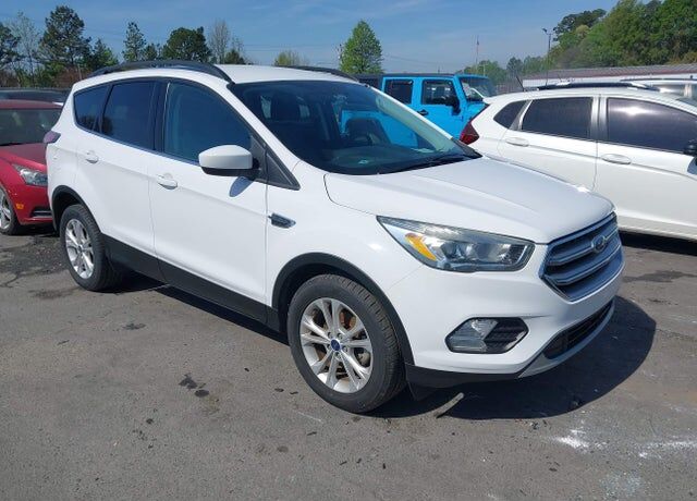2017 FORD Escape