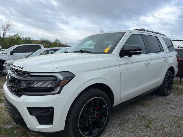 2022 FORD Expedition