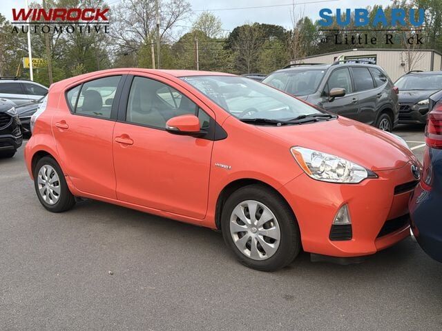 2014 TOYOTA Prius