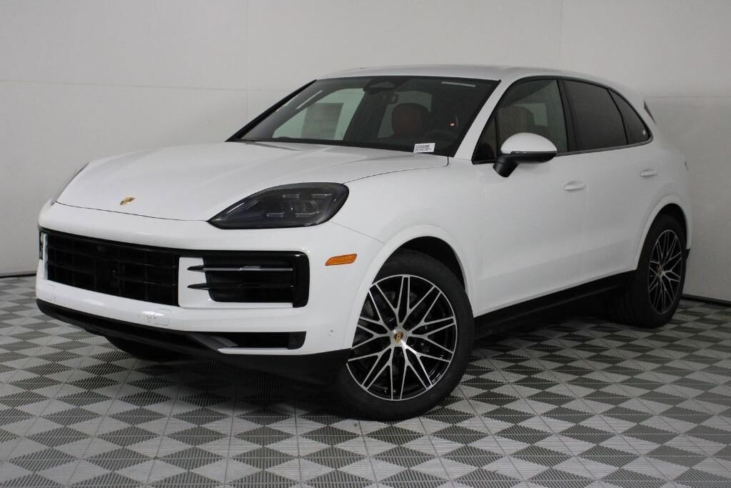 2026 PORSCHE Cayenne