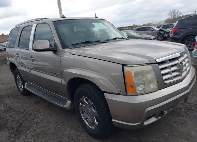 2003 CADILLAC Escalade