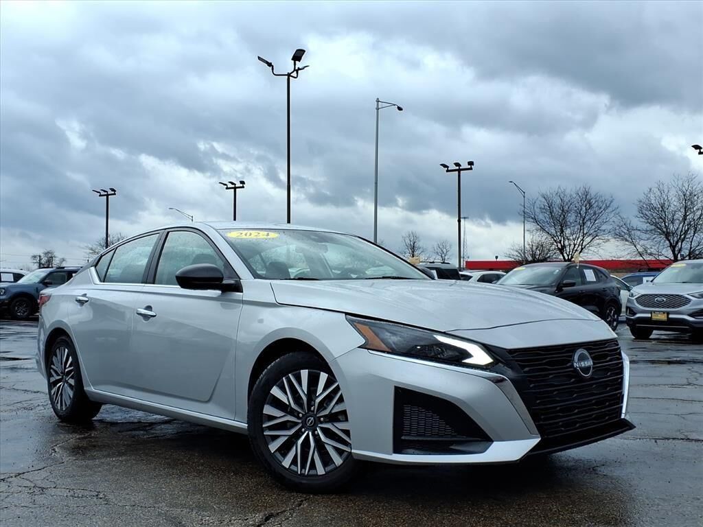 2024 NISSAN Altima