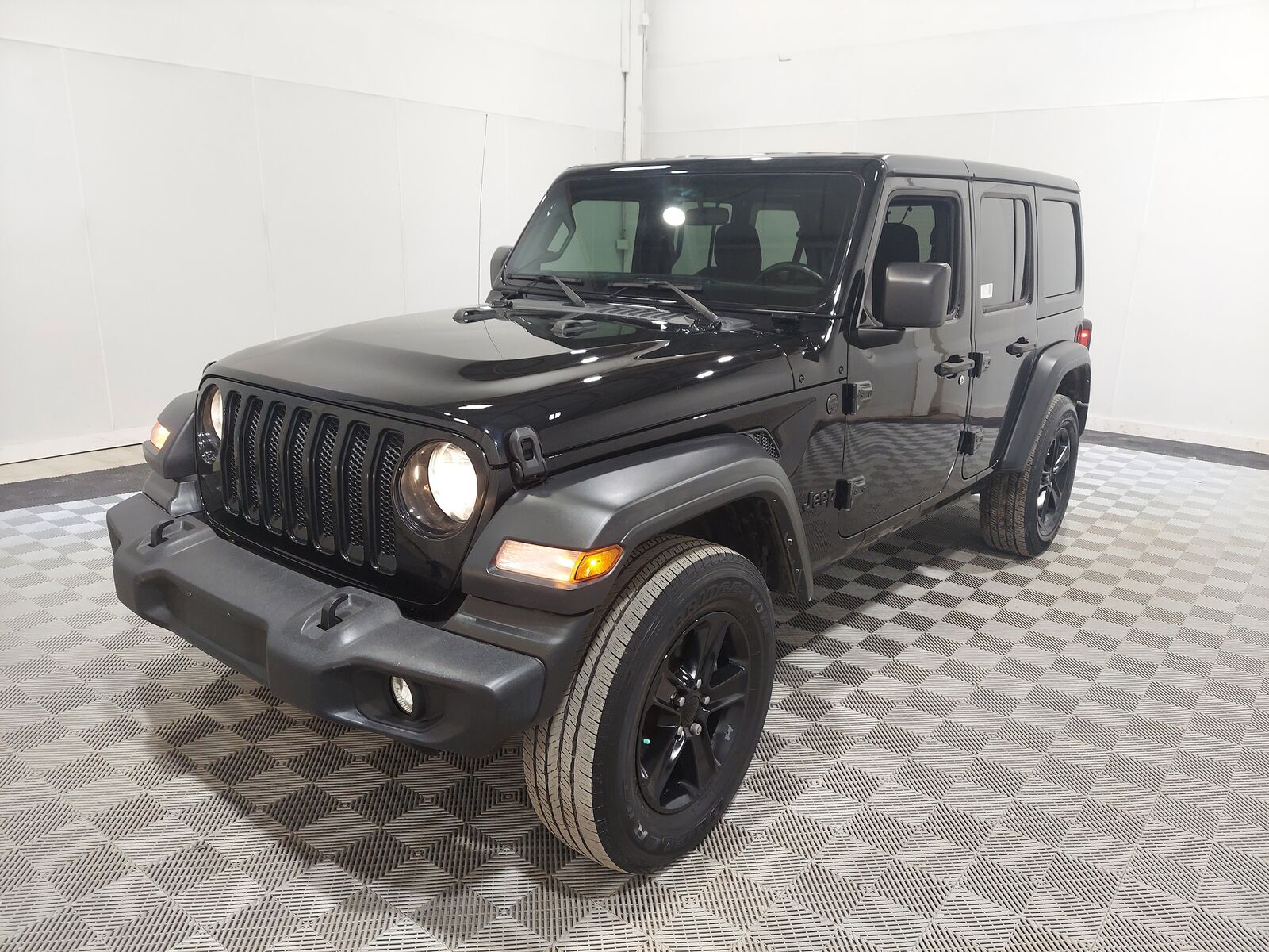 2023 JEEP Wrangler