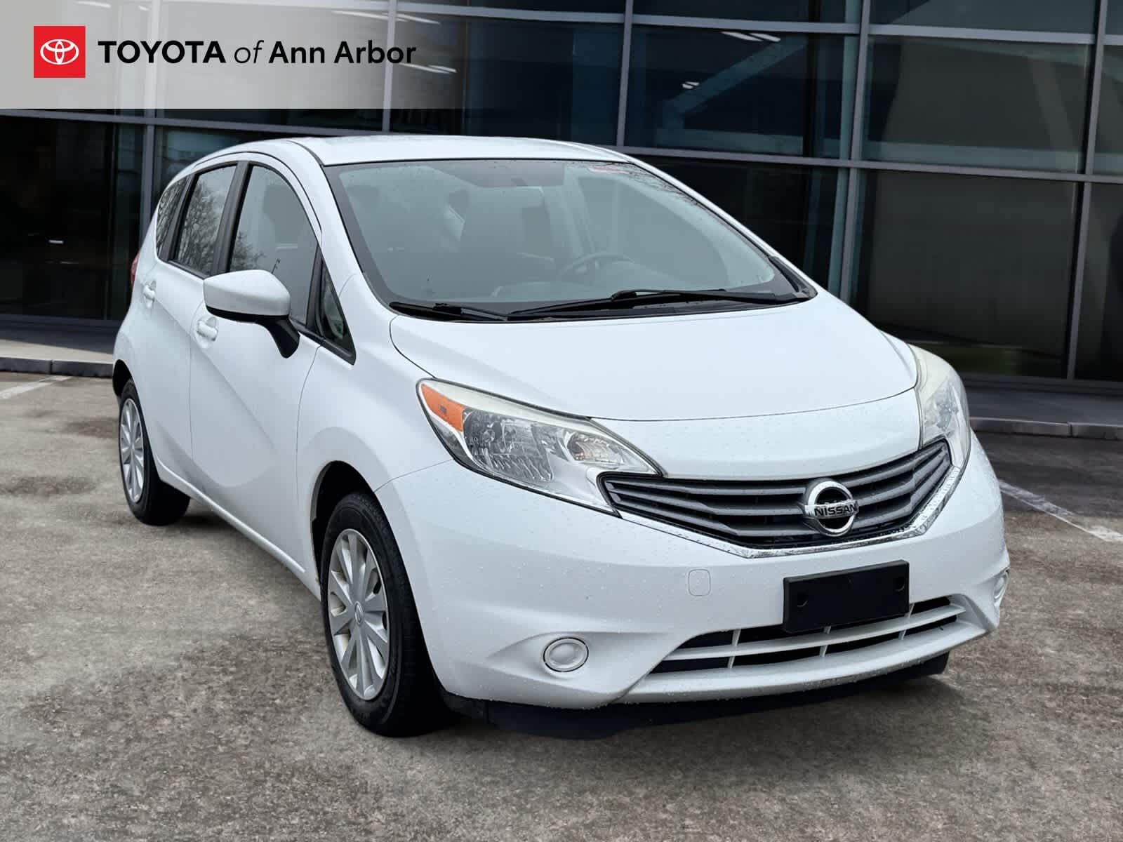 2015 NISSAN Versa