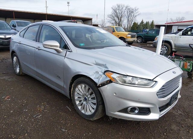 2013 FORD Fusion