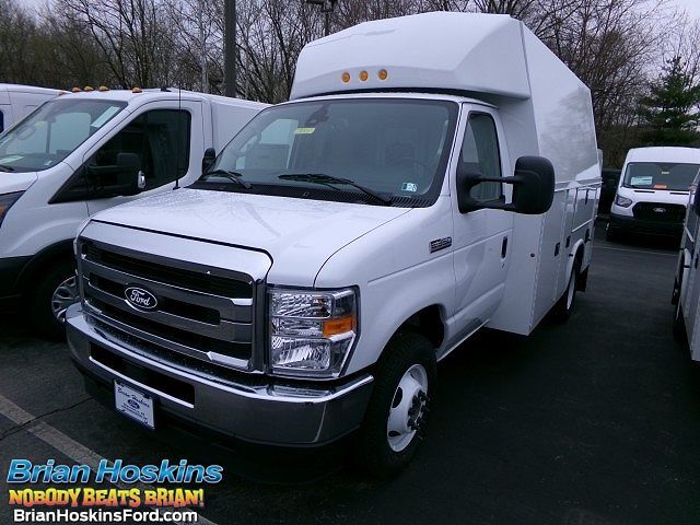 2027 FORD E-350